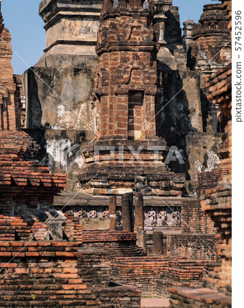 Thai Sukhothai Historical Park Wat Mahathat Wat Mahathat, Sukhothai Thai Sukhothai Historical Park Wat Mahathat Wat Mahathat, Sukhothai 57452596