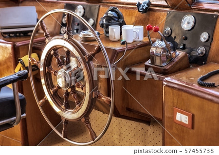 Cockpit of boat in sunlight 57455738