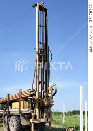 At the time there is a large car that drills a 57456766