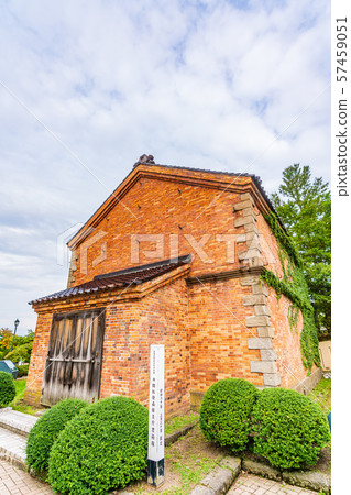 北海道函館前先鋒函館分館圖書檔案 57459051