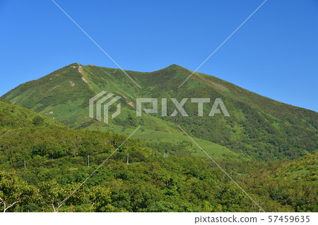 在Goshiki Onsenkyo的Kutchan線上拍攝Niseko Annupuri的照片 57459635