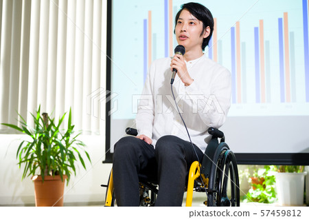 輪椅商務辦公現場研討會 57459812