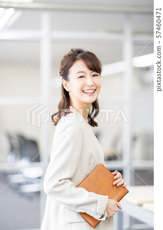 事業女性 商務女性 商界女性 57460471