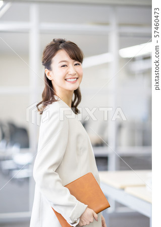 事業女性 商務女性 商界女性 57460473