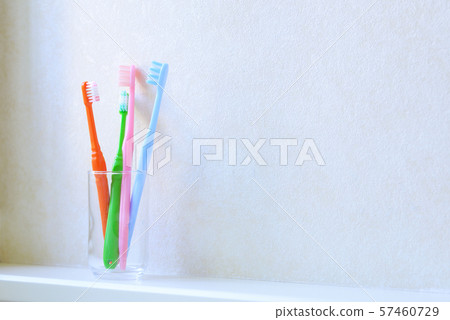 Toothbrush Toothpaste Toothbrush Toothpaste 57460729