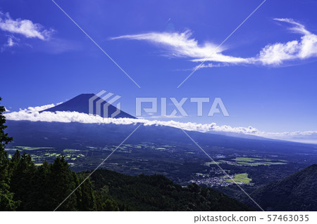 (Shizuoka Prefecture) Mt. Fuji seen from Asagiri plateau (Shizuoka Prefecture) Mt. Fuji seen from Asagiri plateau 57463035