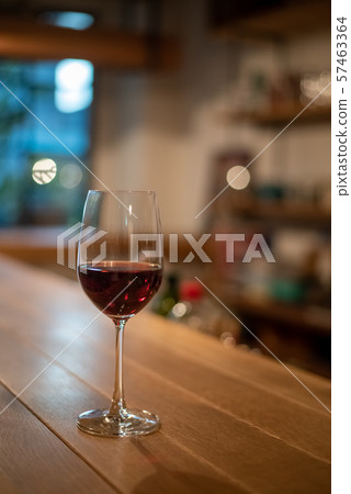 紅酒吧 紅酒吧 57463364
