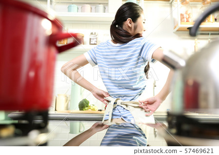 Female Lifestyle Cuisine 57469621