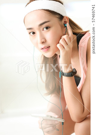 女性運動健康 57469741