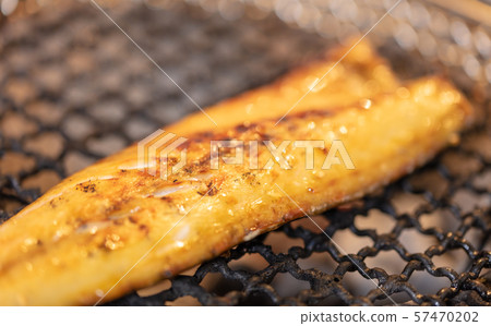炭火燒烤，燒烤，炭火烤，烤，Bincho木炭，Shichirin，營地，餐，三文魚 57470202