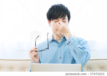 眼睛疲勞 眼睛疲勞 57472833