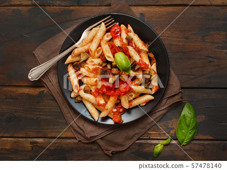 Penne alla norma 57478140