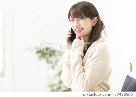 生活方式婦女智能手機電話 生活方式婦女智能手機電話 57480500