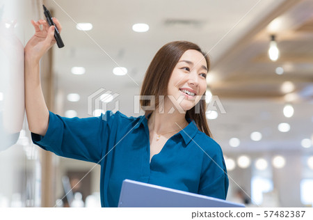 Business woman Business woman 57482387