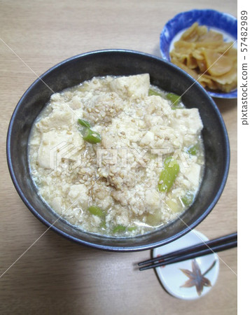 豆腐和碎雞碗 豆腐和碎雞碗 57482989