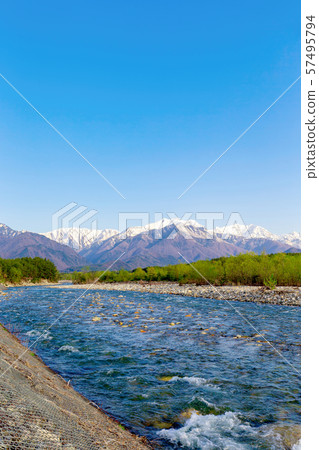 Takase River (May sunny Kannon Bridge) Takase River (May sunny Kannon Bridge) 57495794