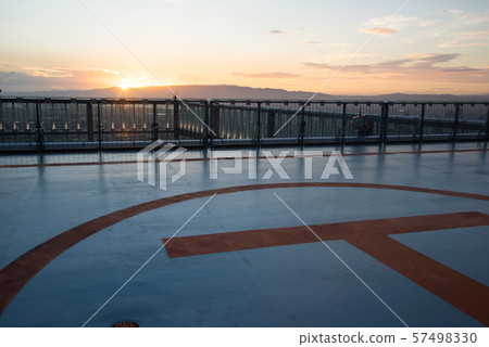 Evening view of Abeno Harukas Heliport Evening view of Abeno Harukas Heliport 57498330