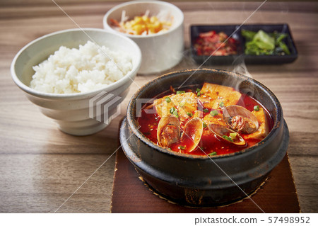 純豆腐Sundubu 57498952