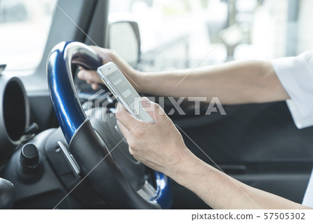 智能手機駕駛 57505302