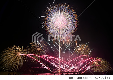 Super large fireworks fireworks display 57507153