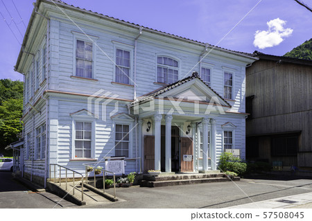 Izushi Meijikan, Izushicho, Toyooka City, Hyogo Prefecture 57508045