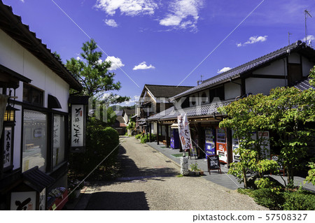 Castle Town Izushi Uchibori Street Izushicho, Toyooka City, Hyogo Prefecture 57508327