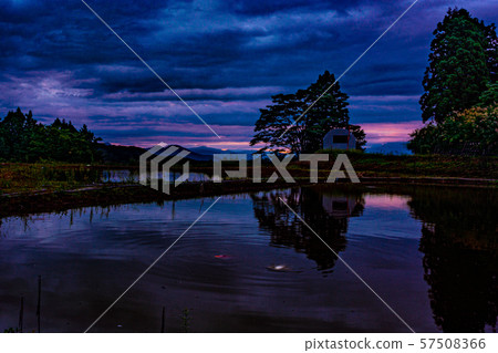 Before dawn of Echigo 57508366