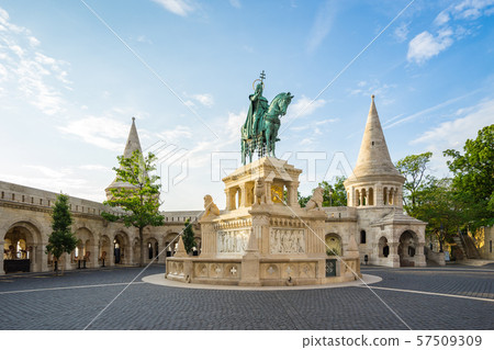 Fisherman's Bastion in Budapest city, Hungary Fisherman's Bastion in Budapest city, Hungary 57509309