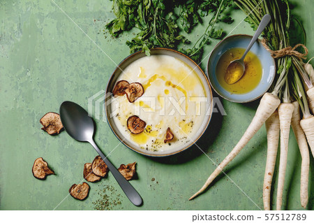 Parsnip soup with butter sauce Parsnip soup with butter sauce 57512789