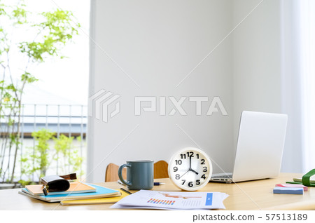 休閒辦公室工作時間短[觀看焦點] 57513189