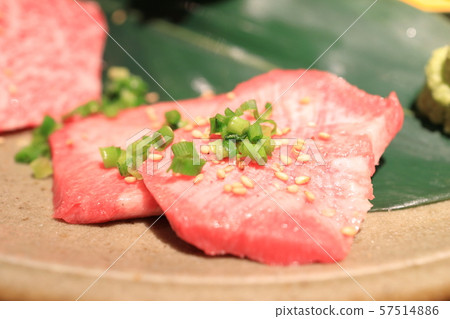 美味的頂級棕褐色鹽 美味的頂級棕褐色鹽 57514886