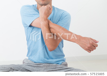 Men stretch 57515805