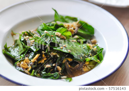 stir-fried vegetable or stir-fried baegu with egg stir-fried vegetable or stir-fried baegu with egg 57516143
