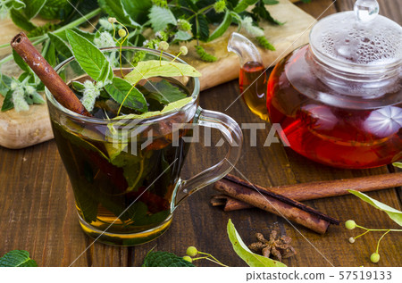 Herbal tea with mint, dried linden flowers Herbal tea with mint, dried linden flowers 57519133