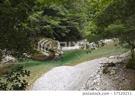Mae Onikawa, Fudo Shichi no Taki Falls (Shimokitayama Village, Yoshino-gun, Nara Prefecture) Mae Onikawa, Fudo Shichi no Taki Falls (Shimokitayama Village, Yoshino-gun, Nara Prefecture) 57520251