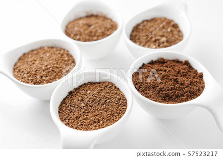 Coffee beans ground in 5 stages 57523217