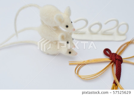重疊老鼠新年 重疊老鼠新年 57525629