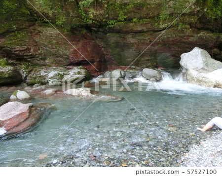 Niitsu Blue Nakatsu Valley 57527100