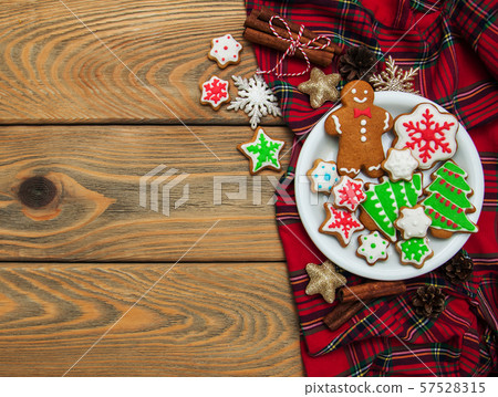 Christmas ginger and honey colorful cookies 57528315