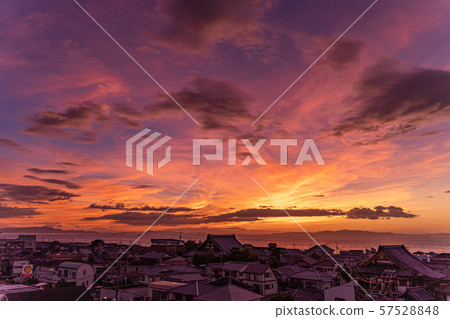Sunset by the sea 57528848