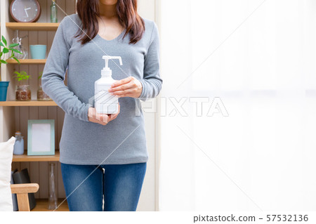 女性消毒酒精手消毒噴霧 57532136