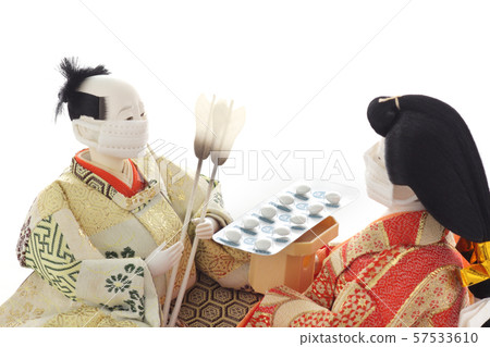 Hina dolls who suffered from hay fever and wore masks with drugs 57533610