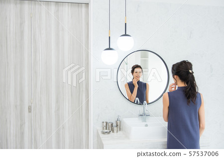 衛生間的少婦 57537006