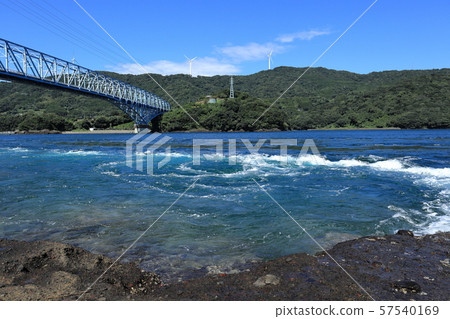 One of Japan's three major tides! Whirlpools of the Kuronoseto and the Kuronoseto Bridge One of Japan's three major tides! Whirlpools of the Kuronoseto and the Kuronoseto Bridge 57540169