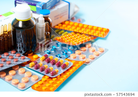 Pile of pills 57543694