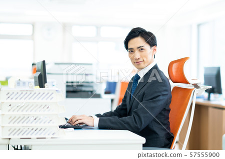 Businessman         57555900