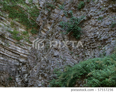 Columnar joints in Genbudo 57557256