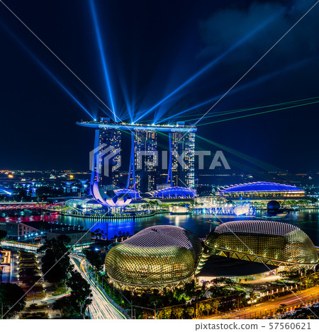 [Singapore scenery] Night view of Marina Bay and laser show 57560621