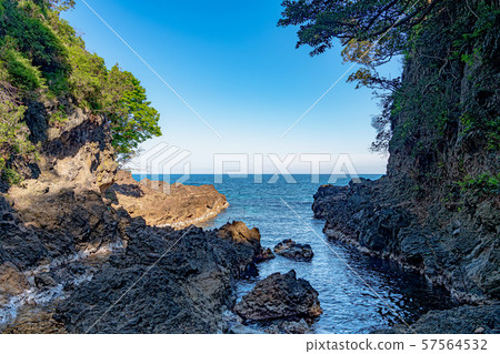 Landscape of Cape Suzu (Cape Kongo) Landscape of Cape Suzu (Cape Kongo) 57564532
