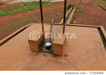 貝寧北部的井 貝寧北部的井 57568800